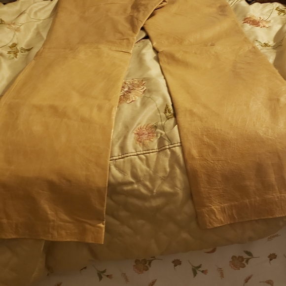 I never wore them cleaning out my closet - Picture 10 of 16